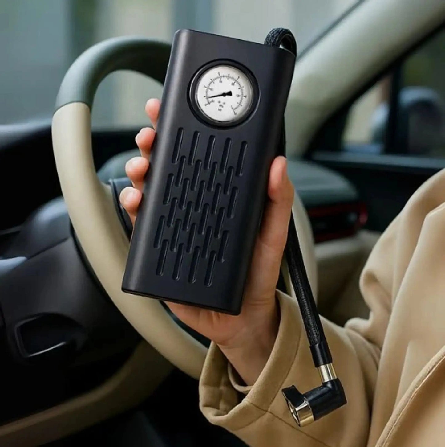 Never Get Stuck With a Flat Tyre — Portable Cordless Tyre Inflator Air Pump